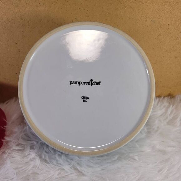 Pampered Chef Microwave Pasta Cooker - Picture 4 of 5